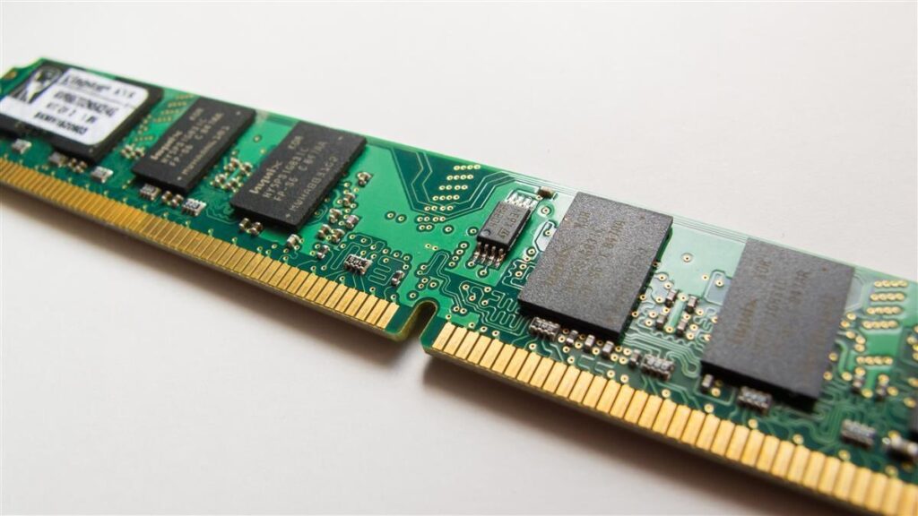 搶攻伺服器、網通市場 華邦電推16奈米8Gb DDR4