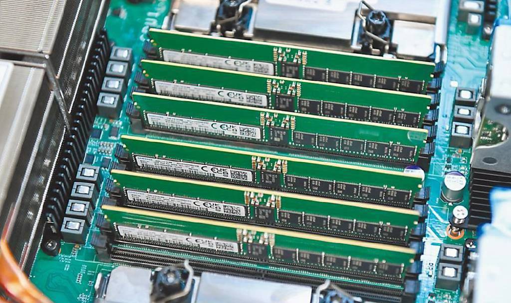 AI驅動循環 TrendForce：2026記憶體產值將衝5,516億美元創高