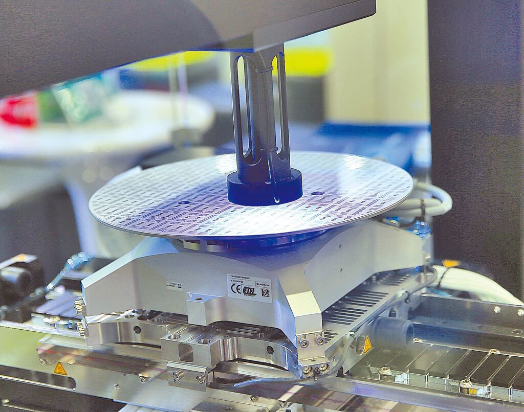 電子通膨殺到！不只記憶體、玻纖布 成熟晶圓代工也要漲？大廠通知、漲幅全曝光